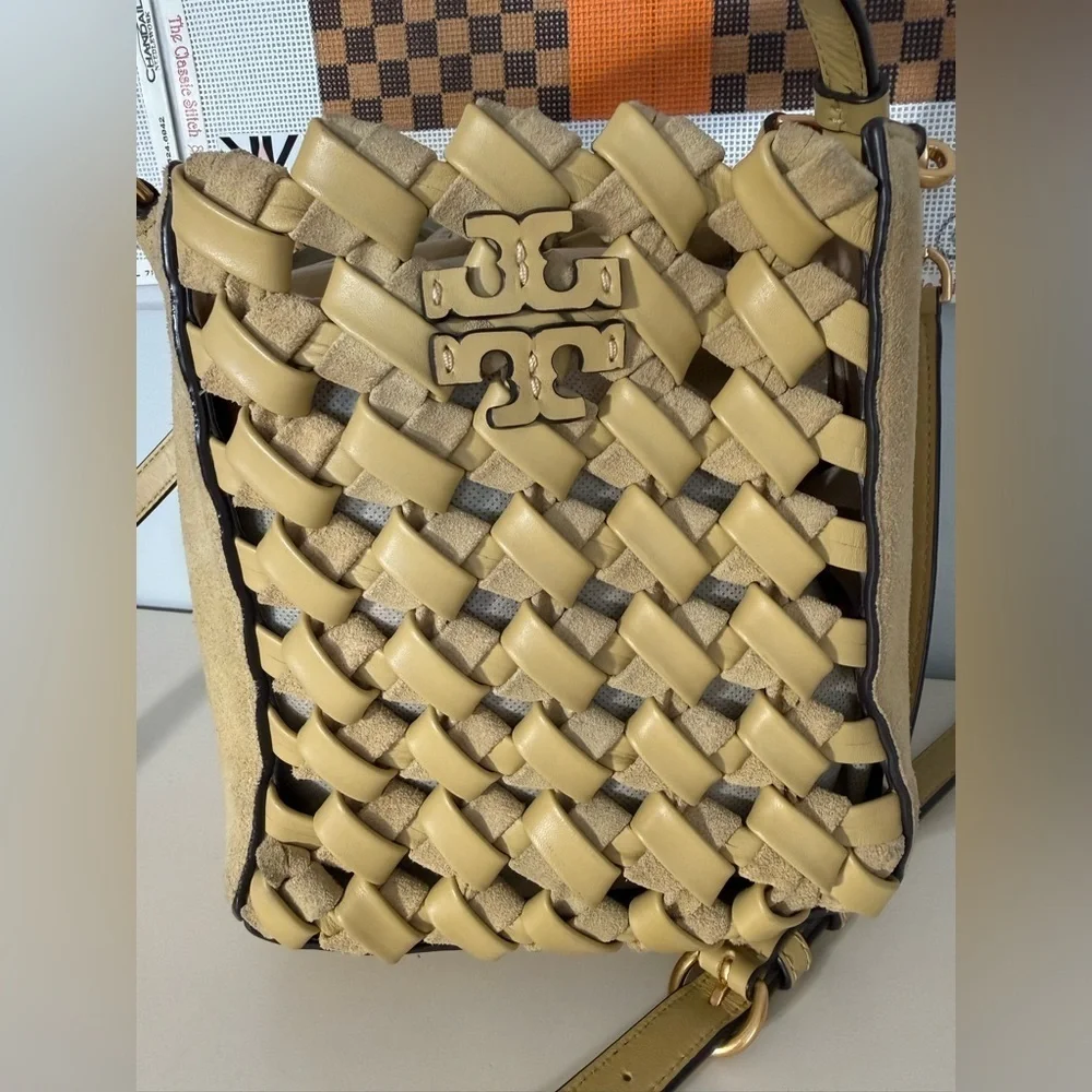 Tory Burch McGraw Woven Embossed Small Bucket Bag